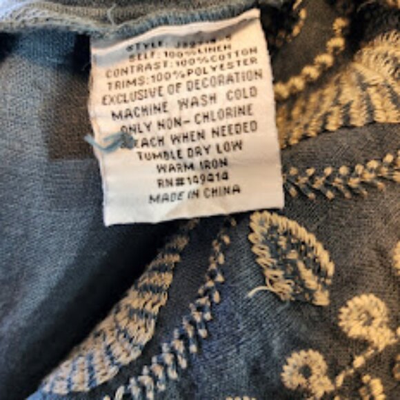 JOHNNY WAS 100% LINEN BLUE SHIFT DRESS IVORY FLORAL EMBROIDERY SIZE SMALL BOHO - Picture 10 of 11